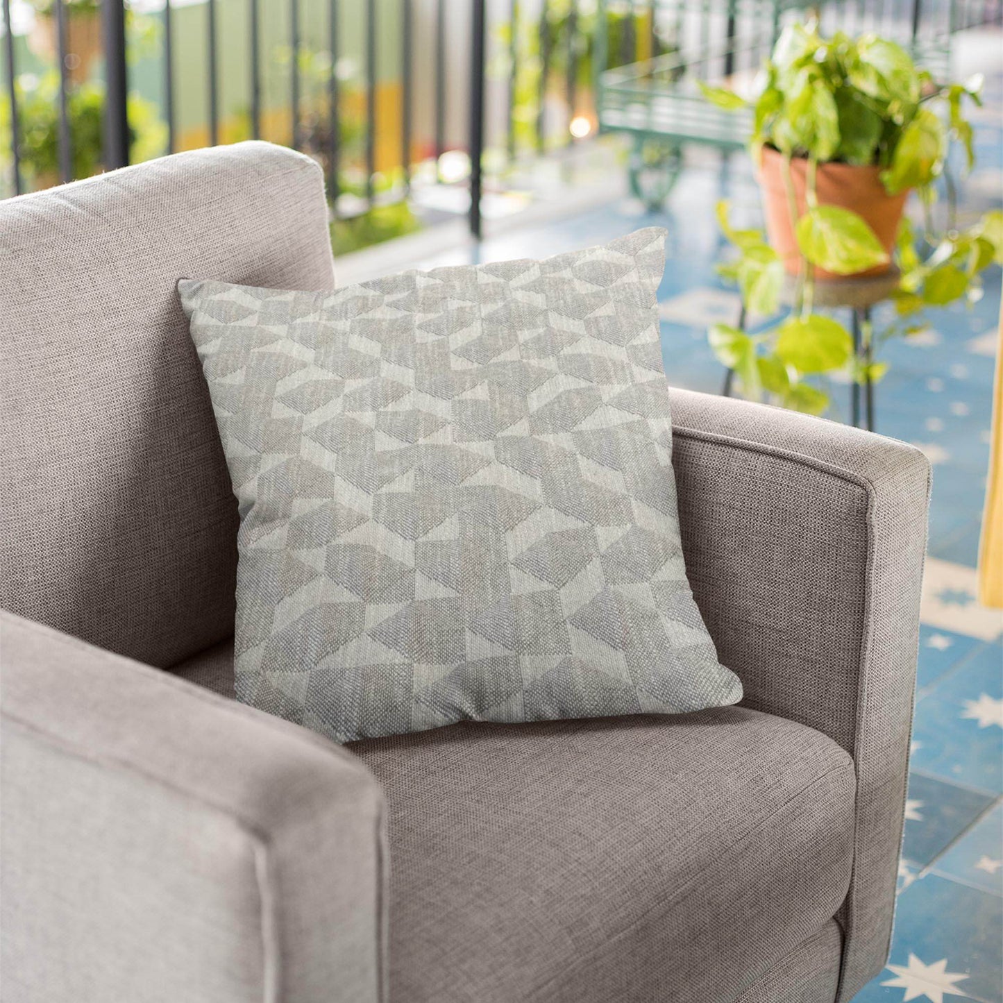 Plutus Gray Beige Sable Sand Dune Diamonds Luxury Throw Pillow - Plutus Brands