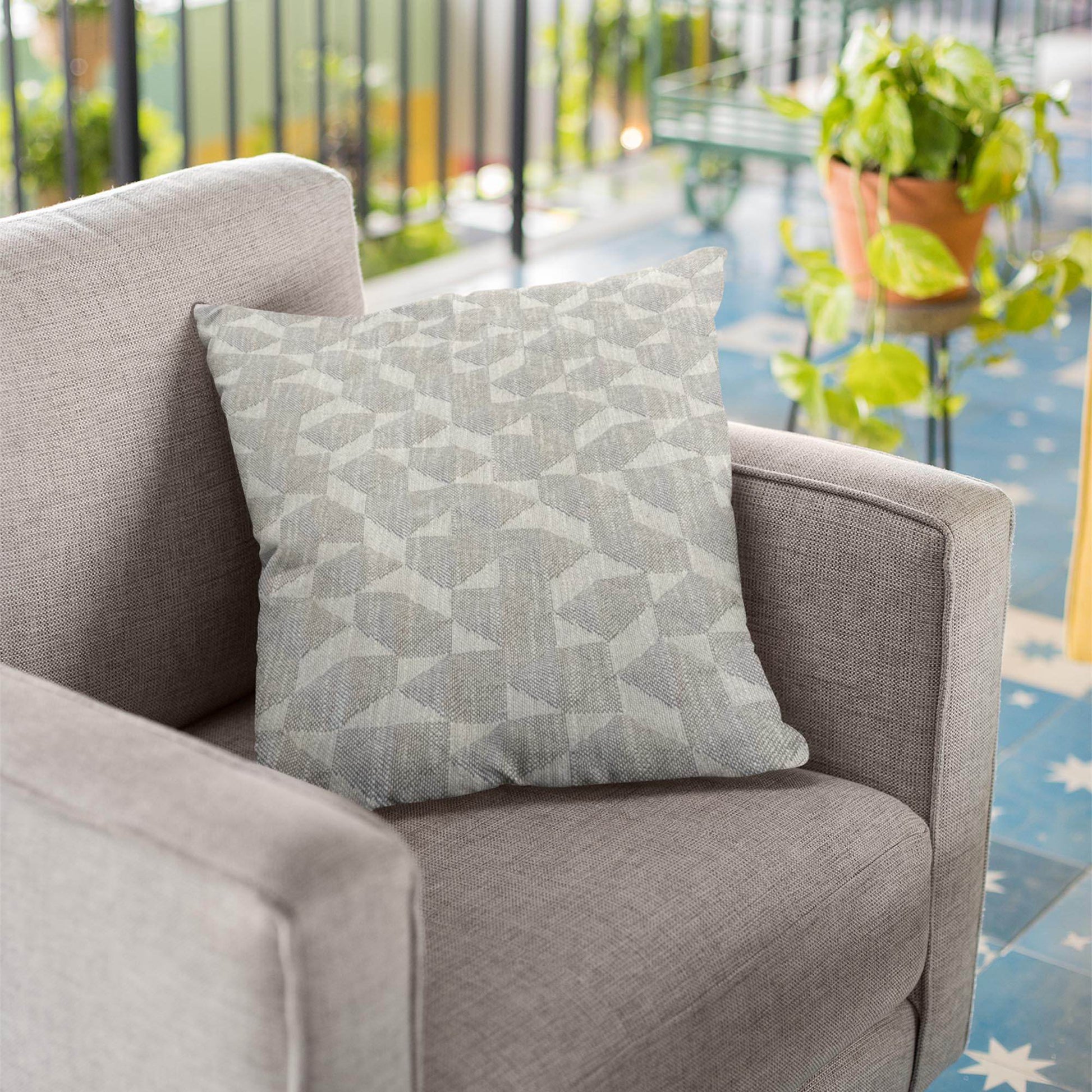 Plutus Gray Beige Sable Sand Dune Diamonds Luxury Throw Pillow - Plutus Brands