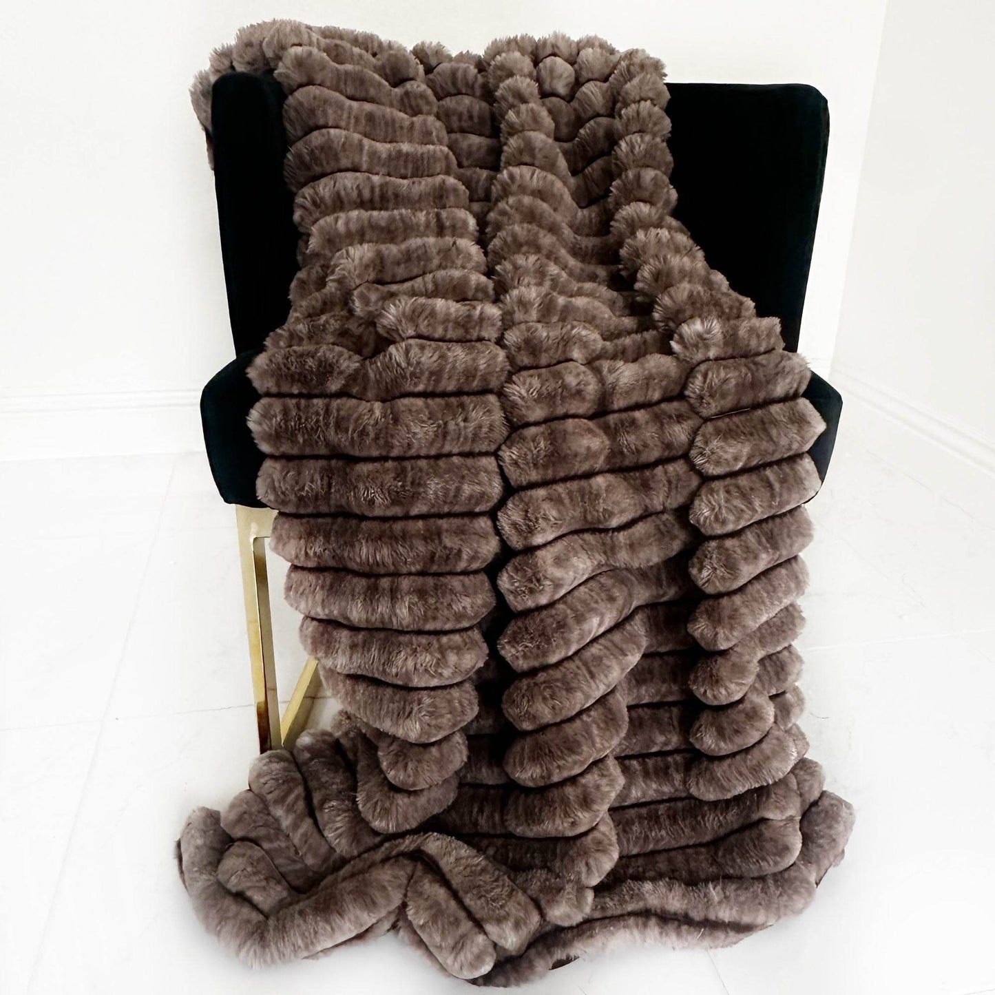 Plutus Brown Luxe Bunny Faux Fur Luxury Throw Blanket - Plutus Brands