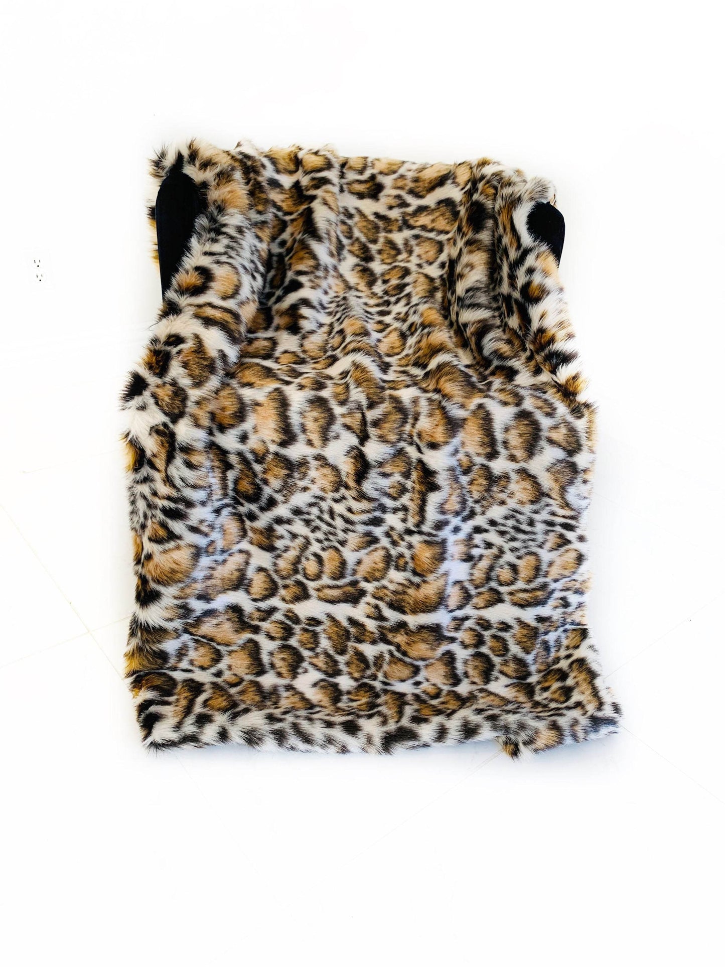 Plutus Brown Tiger Faux Fur Luxury Throw Blanket - Plutus Brands