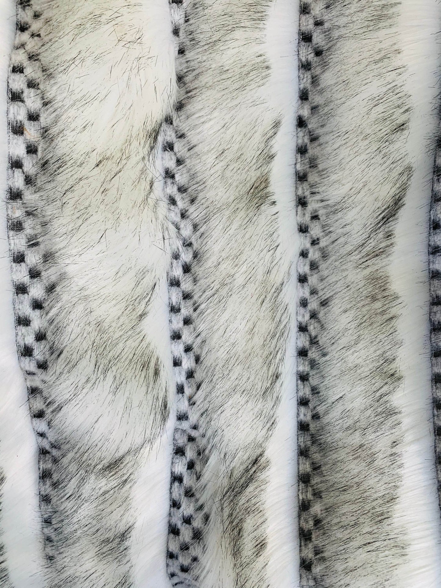 Plutus Off White Two Tone Feather Faux Fur Luxury Throw Blanket - Plutus Brands