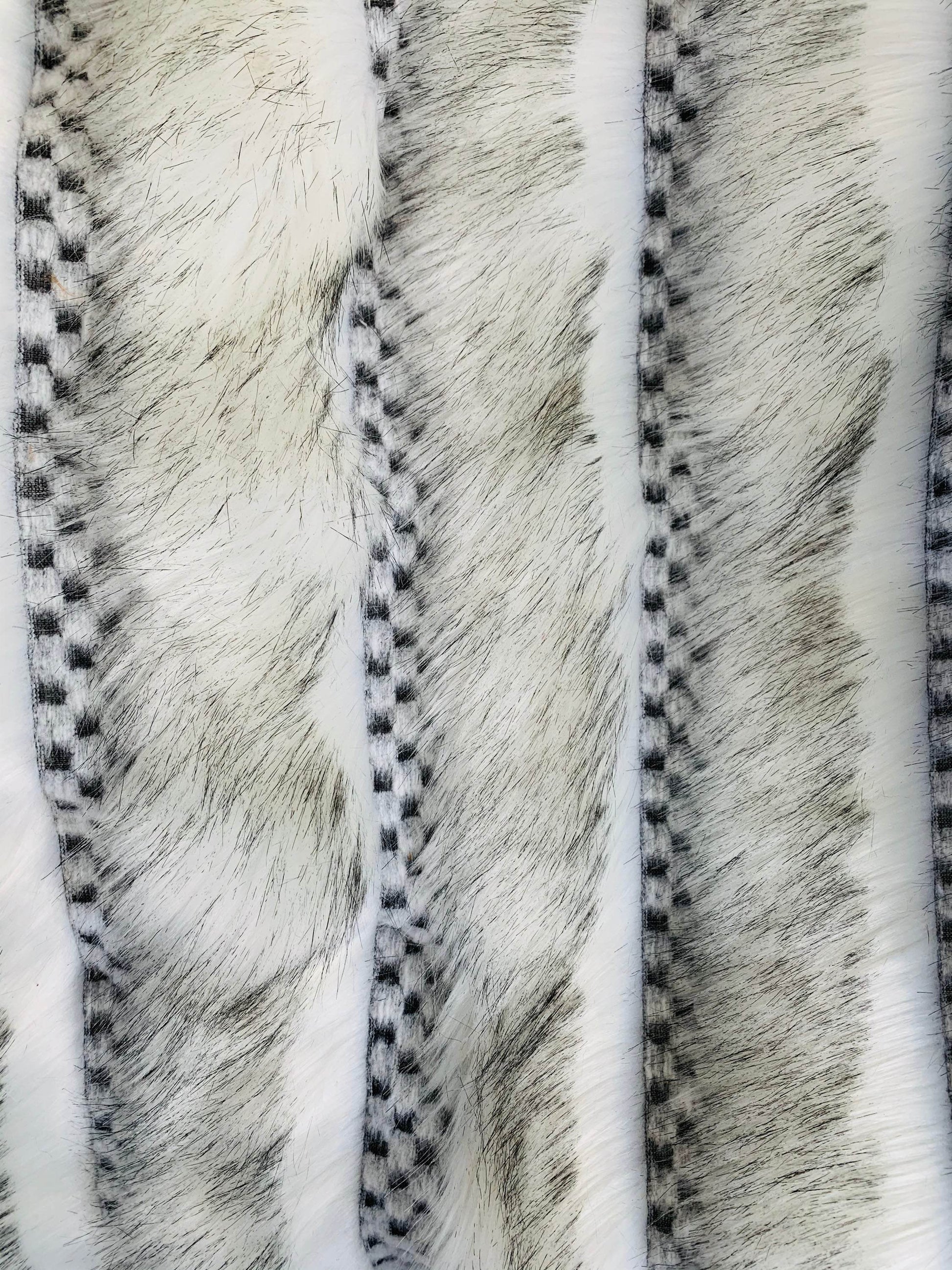 Plutus Off White Two Tone Feather Faux Fur Luxury Throw Blanket - Plutus Brands
