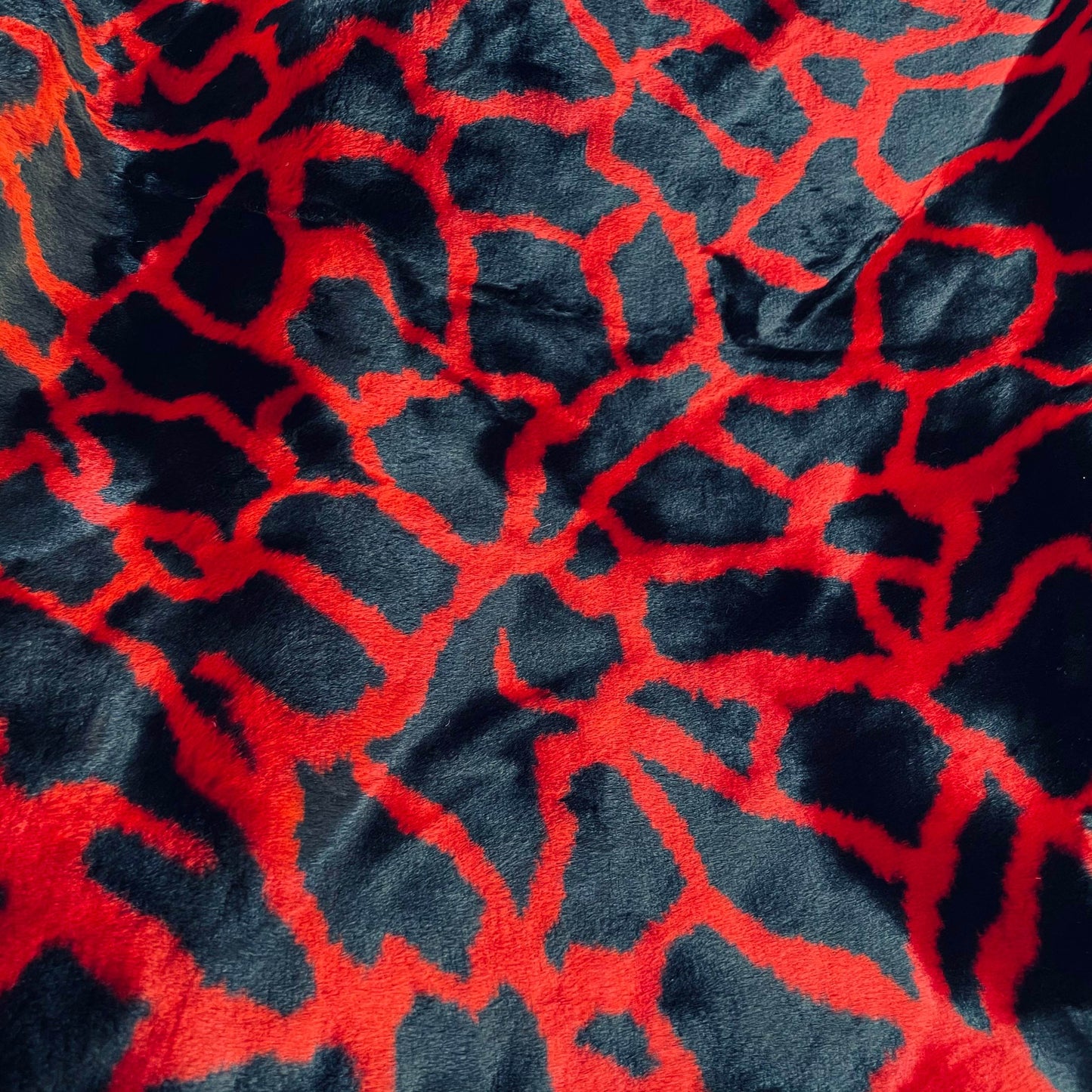 Plutus Red Black Plush Faux Fur Luxury Throw Blanket - Plutus Brands