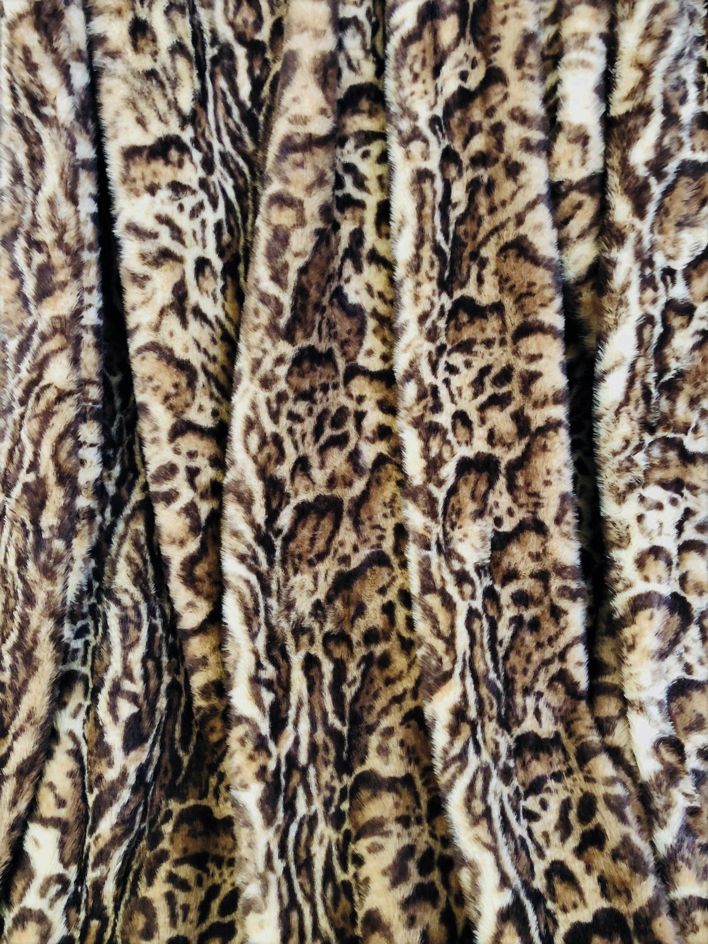 Jungle Cat Faux Fur Luxury Throw - Plutus Brands