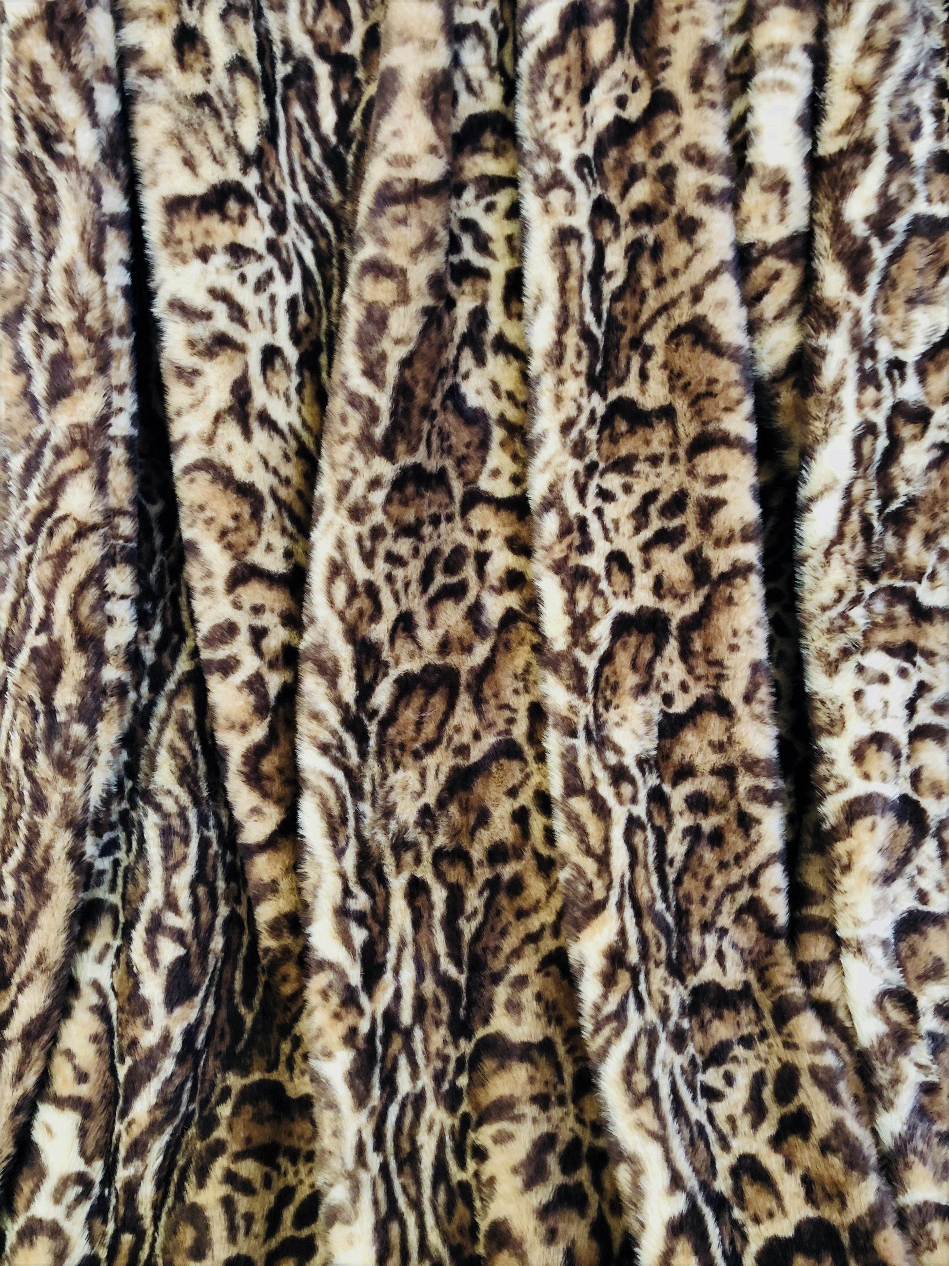 Jungle Cat Faux Fur Luxury Throw - Plutus Brands