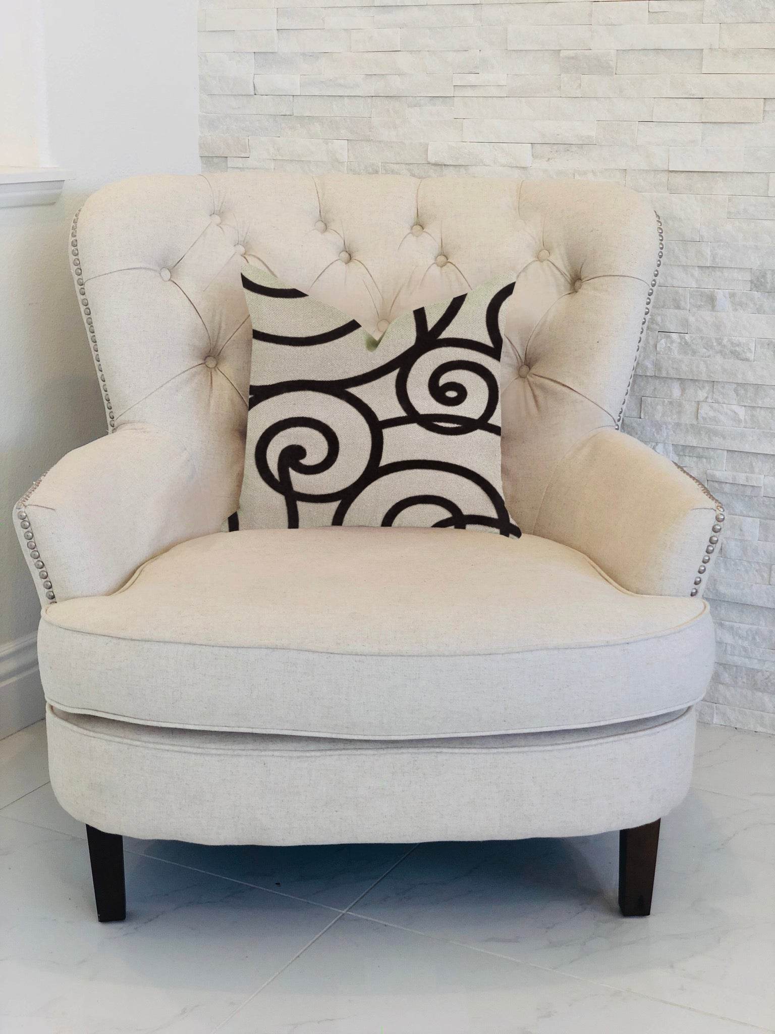 Moda Capella Black and White Luxury Throw Pillow - Plutus Brands