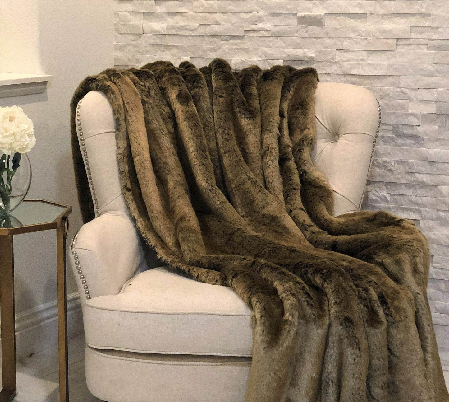 Tissavel Volga Rabbit Faux Fur Handmade Luxury Throw - Plutus Brands