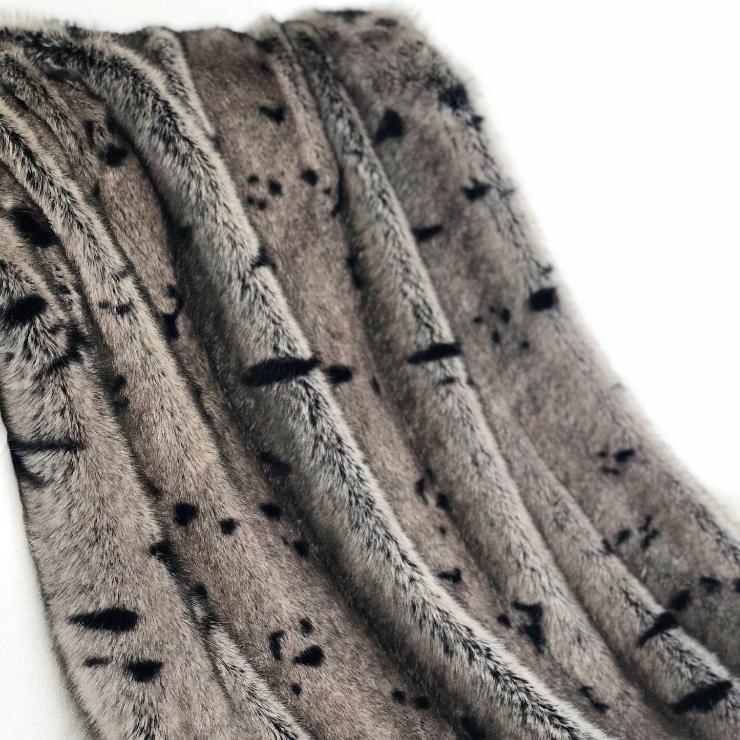 Gunmetal Gray Tones Tissavel Faux Fur Luxury Throw - Plutus Brands