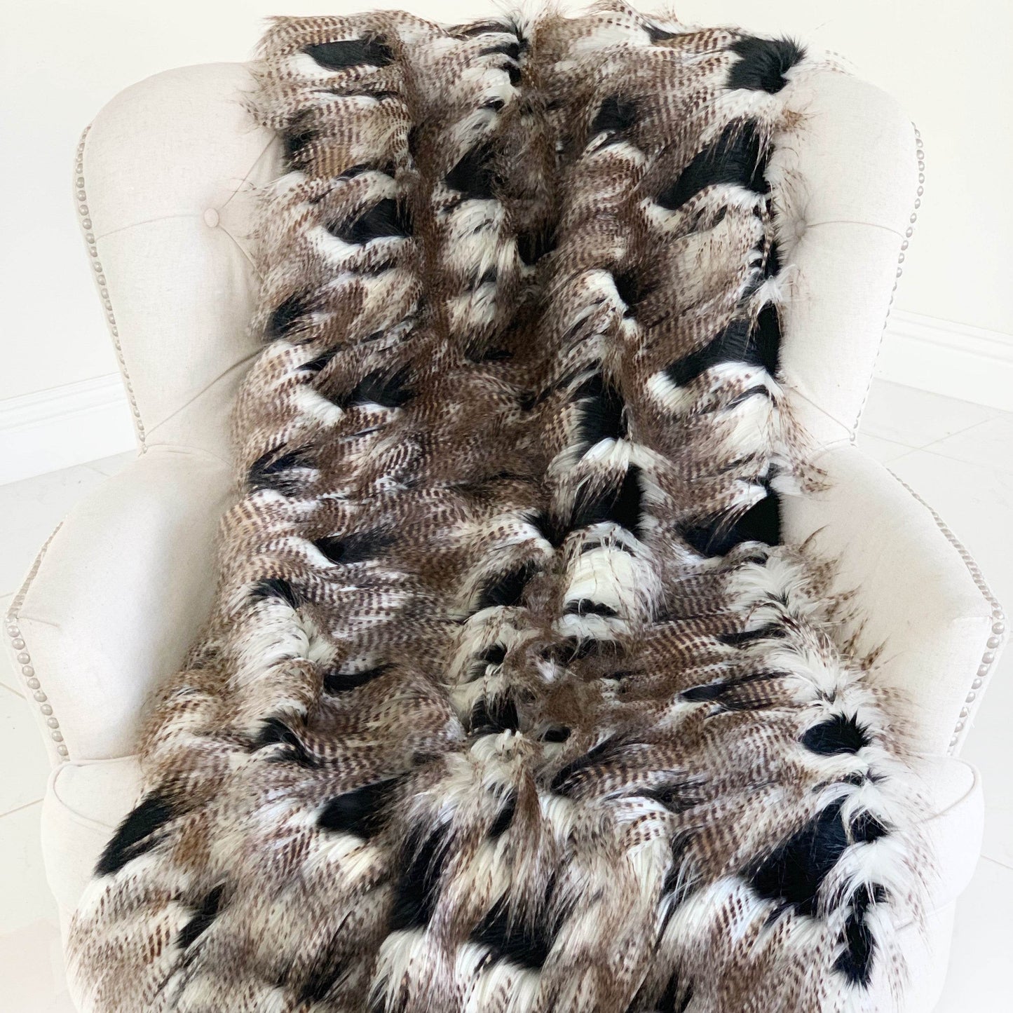 Black and Gold Fancy Rococo Plush Handmade Luxury Faux Fur Throw - Plutus Brands