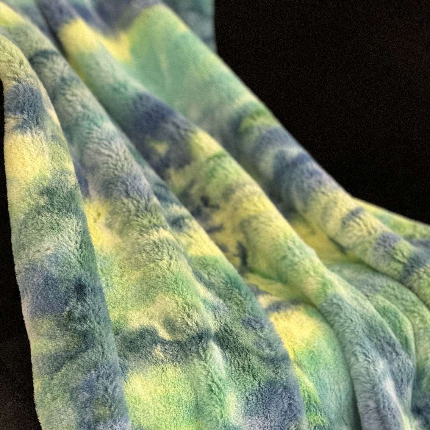 Plutus Green Yellow Blue Northern Lights Faux Fur Luxury Throw Blanket - Plutus Brands