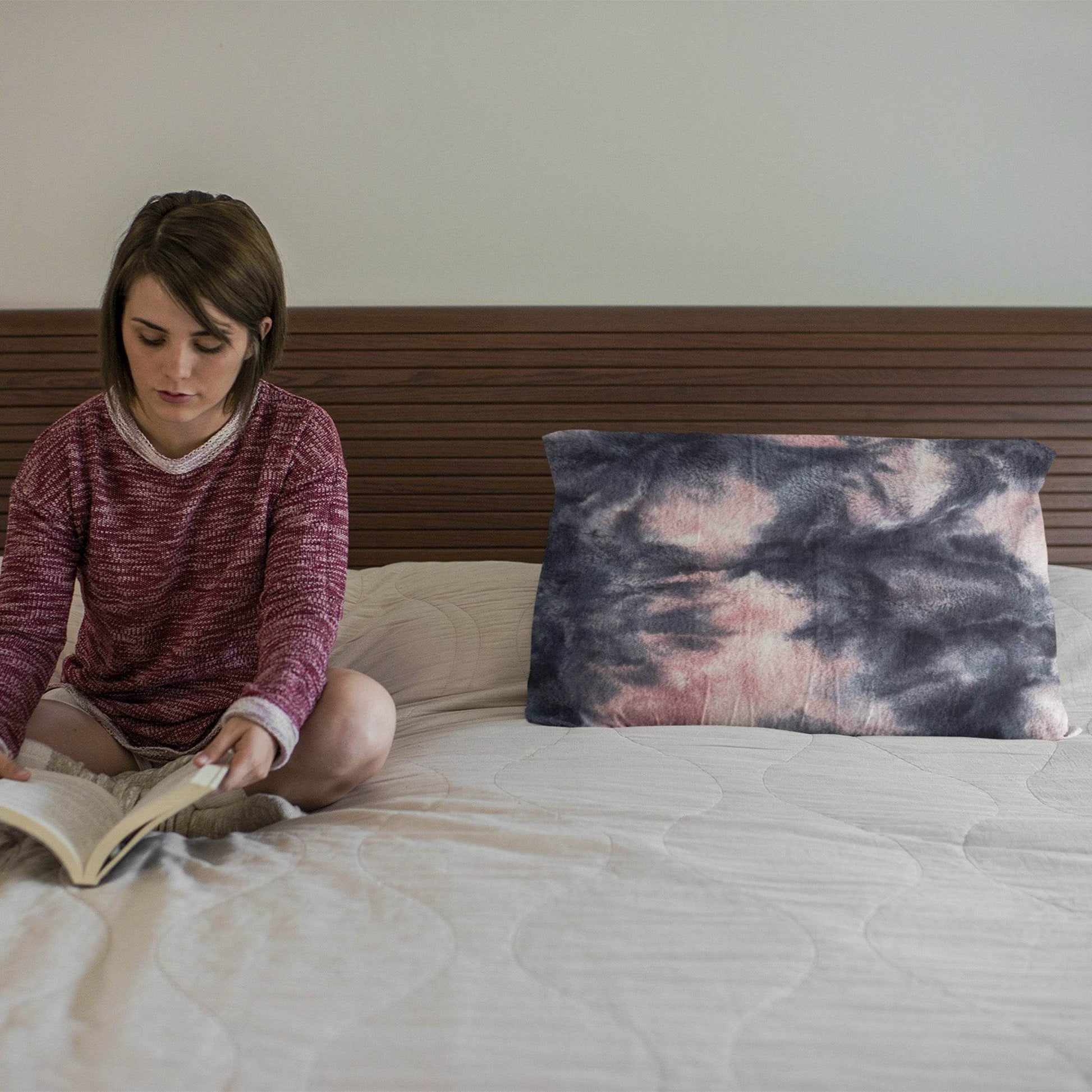 Plutus Pink Navy Fureal Animal Faux Fur Luxury Throw Pillow - Plutus Brands