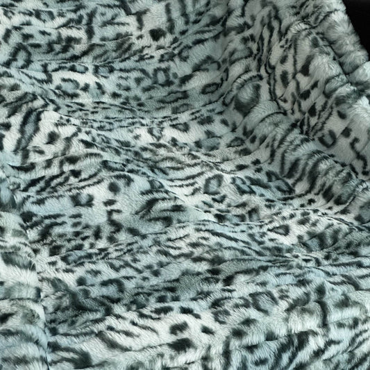 Plutus Green Luxe Lash Faux Fur Luxury Throw Blanket - Plutus Brands