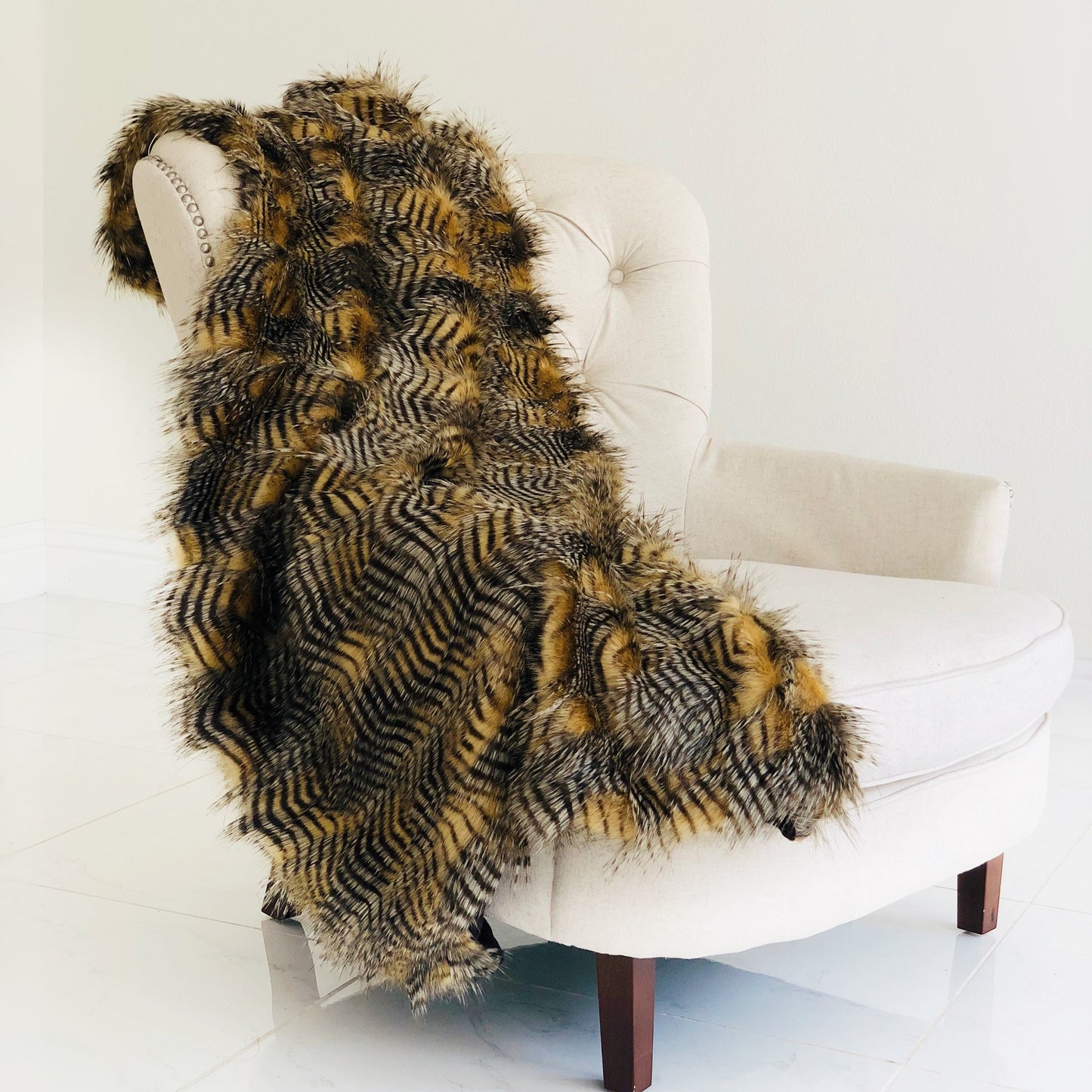 Porcupine Mocha Faux Fur Luxury Throw