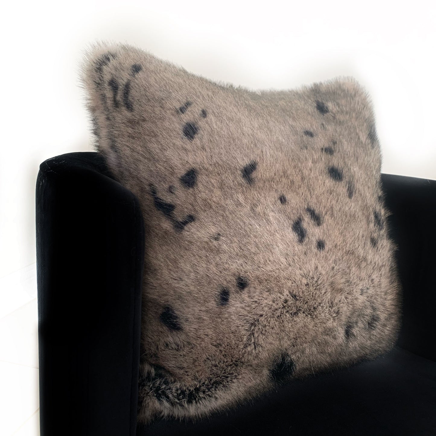 Plutus Gray Gunmetal Two Tone Animal Faux Fur Luxury Throw Pillow